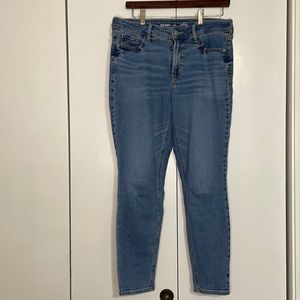 Old Navy Rockstar Super Skinny 10 Perite Jeans